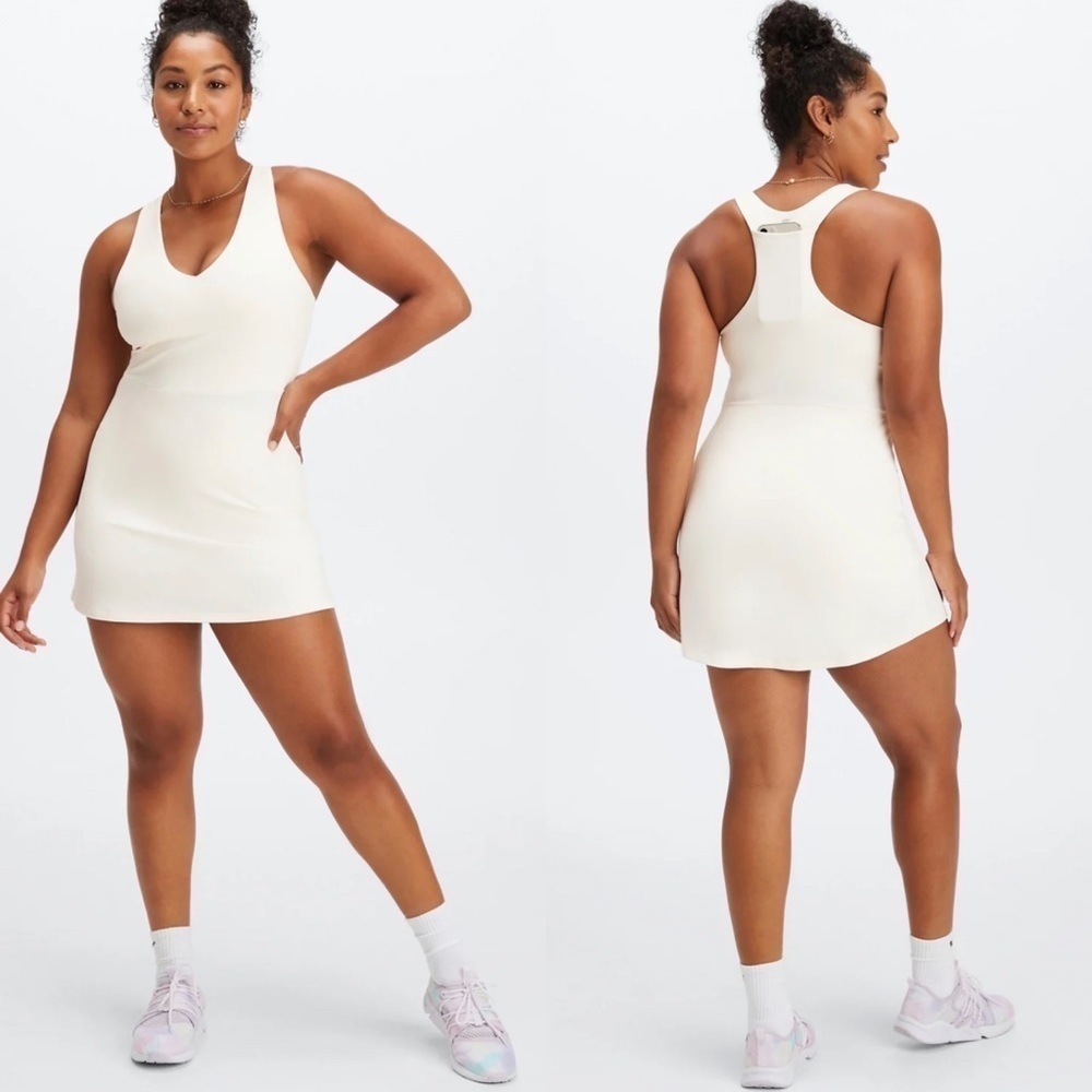 Fabletics On-The-Go Built-In Bra Dress in Egret‎ Size Medium